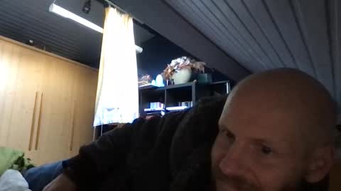 Snapshot of zolexthomas chatting on November 2025 02:39:02 PM zolexthomas online show from November 2025 02:39:02 PM