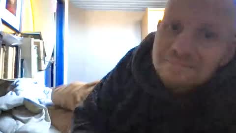 Snapshot of zolexthomas chatting on March 2026 12:19:02 PM zolexthomas online show from March 2026 12:19:02 PM