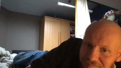 Snapshot of zolexthomas chatting on April 2026 05:17:01 PM zolexthomas online show from April 2026 05:17:01 PM