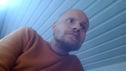 Snapshot of zolexthomas chatting on April 2026 05:25:01 PM zolexthomas online show from April 2026 05:25:01 PM