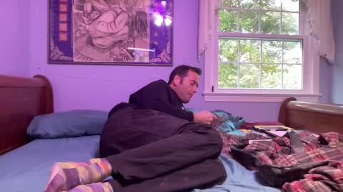 Snapshot of zorakload chatting on October 2025 09:42:01 PM Jesse online show from October 2025 09:42:01 PM