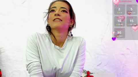 Violeta online show from December 2024 03:19:01 PM