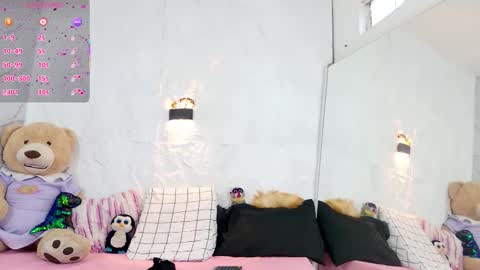 Violeta online show from December 2025 12:03:02 PM