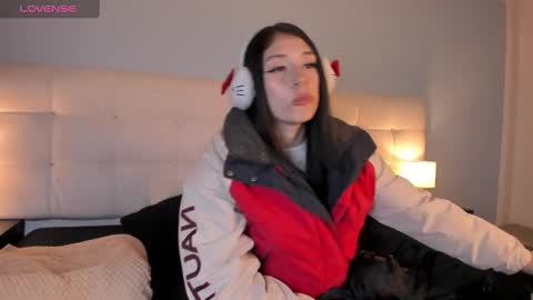 cintya kors online show from January 2025 02:22:02 AM