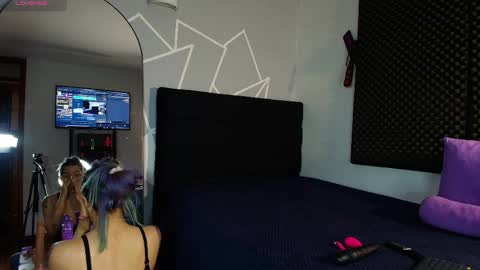 zpzphot online show from April 2026 06:38:01 PM