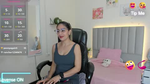 Snapshot of zulay_moon chatting on February 2026 07:14:02 PM Zulay online show from February 2026 07:14:02 PM