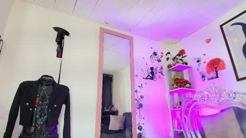 Snapshot of zully_green chatting on March 2026 08:37:02 AM zully_green online show from March 2026 08:37:02 AM