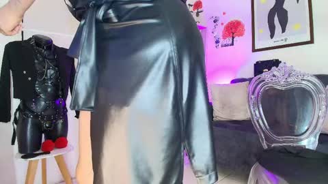 Snapshot of zully_green chatting on April 2026 02:00:02 PM zully_green online show from April 2026 02:00:02 PM