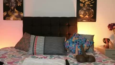 Snapshot of zuly_zahir_01 chatting on February 2025 09:53:02 PM zuly goode online show from February 2025 09:53:02 PM