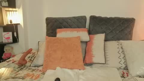 Snapshot of zuly_zahir_01 chatting on March 2025 11:18:01 AM zuly goode online show from March 2025 11:18:01 AM