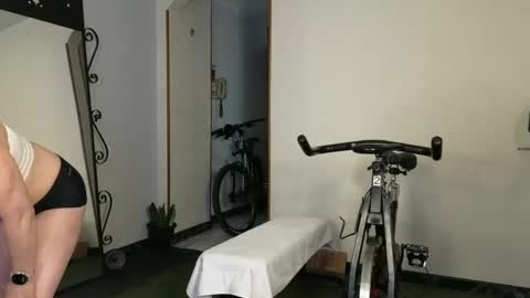 Snapshot of zuly_zahir_01 chatting on March 2025 04:07:02 PM zuly goode online show from March 2025 04:07:02 PM