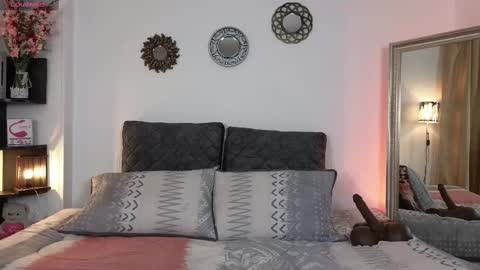 Snapshot of zuly_zahir_01 chatting on March 2025 10:17:02 PM zuly goode online show from March 2025 10:17:02 PM