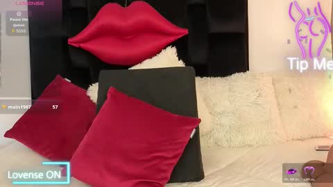 Snapshot of zuly_zahir_01 chatting on November 2025 09:42:02 AM zuly goode online show from November 2025 09:42:02 AM