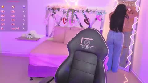 ZURY   online show from September 2025 11:48:01 AM