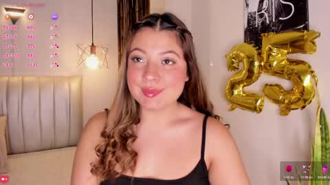 Snapshot of zuzu_sweet chatting on April 2026 07:18:02 PM Zara online show from April 2026 07:18:02 PM