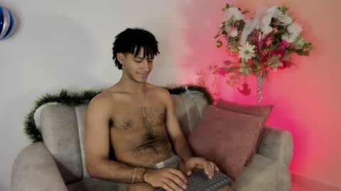 zyan_moreno online show from November 2025 04:07:02 PM