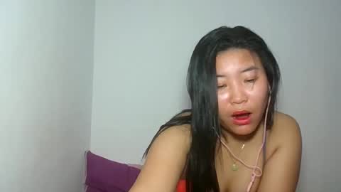 sweet lylia online show from December 2025 06:04:01 PM