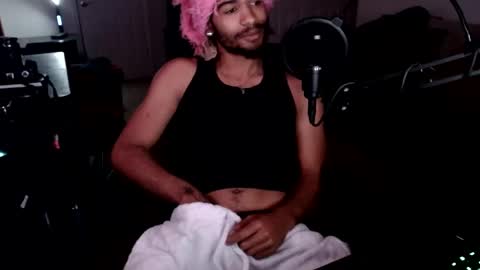 Snapshot of zylr chatting on October 2025 07:34:01 AM mixedtwinklol online show from October 2025 07:34:01 AM