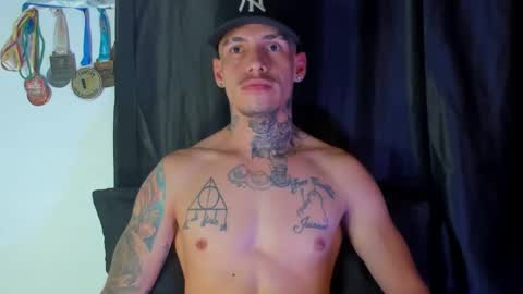 Snapshot of zyongarcia2020 chatting on December 2024 10:59:01 AM zyon garcia online show from December 2024 10:59:01 AM