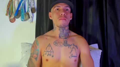 Snapshot of zyongarcia2020 chatting on January 2025 08:42:01 AM zyon garcia online show from January 2025 08:42:01 AM