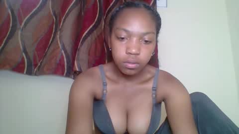 Snapshot of zyraelle_01 chatting on April 2026 07:13:02 AM zyraelle_01 online show from April 2026 07:13:02 AM
