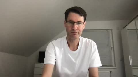 Snapshot of zzz123_cam chatting on November 2025 04:09:02 PM zzz123_cam online show from November 2025 04:09:02 PM