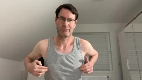 Snapshot of zzz123_cam chatting on April 2026 09:31:01 PM zzz123_cam online show from April 2026 09:31:01 PM