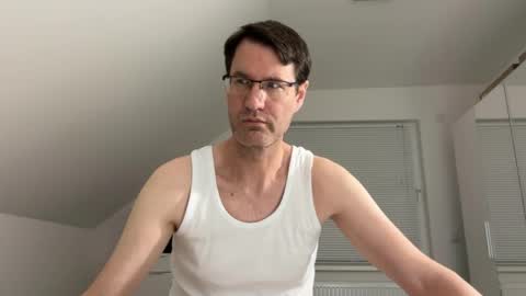 Snapshot of zzz123_cam chatting on April 2026 03:16:01 PM zzz123_cam online show from April 2026 03:16:01 PM