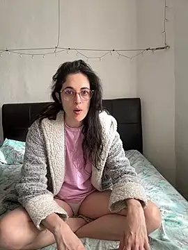 Lunaabbey online show from March 2026 08:03:02 AM