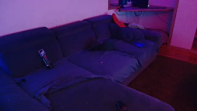 Snapshot of davidgntxxxxx chatting on December 2025 06:26:01 PM davidgntxxxxx online show from December 2025 06:26:01 PM