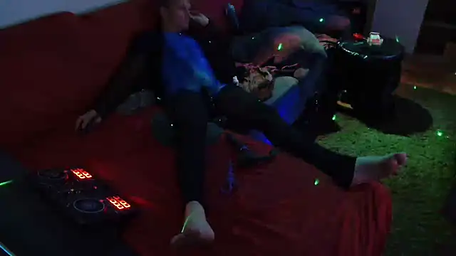 Snapshot of davidgntxxxxx chatting on February 2026 07:40:01 AM davidgntxxxxx online show from February 2026 07:40:01 AM