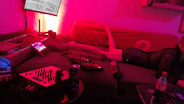 Snapshot of davidgntxxxxx chatting on March 2026 04:20:01 PM davidgntxxxxx online show from March 2026 04:20:01 PM