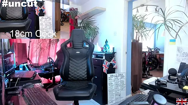 Snapshot of OnlineBossUK chatting on March 2025 03:24:02 PM OnlineBossUK online show from March 2025 03:24:02 PM