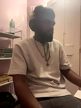 Snapshot of IviedWaster chatting on November 2025 04:44:01 AM IviedWaster online show from November 2025 04:44:01 AM