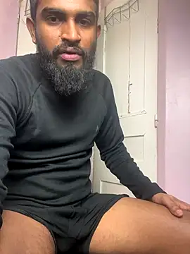 Snapshot of IviedWaster chatting on December 2025 12:15:02 AM IviedWaster online show from December 2025 12:15:02 AM