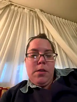 LacieStar online show from December 2024 10:01:02 PM