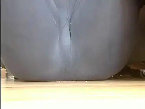 Snapshot of Squirtlady38 chatting on January 2025 11:37:02 AM Squirtlady38 online show from January 2025 11:37:02 AM