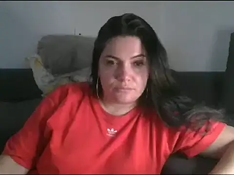 Snapshot of Squirtlady38 chatting on January 2025 03:35:02 PM Squirtlady38 online show from January 2025 03:35:02 PM