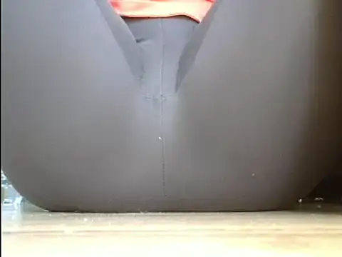 Snapshot of Squirtlady38 chatting on February 2025 09:26:02 AM Squirtlady38 online show from February 2025 09:26:02 AM