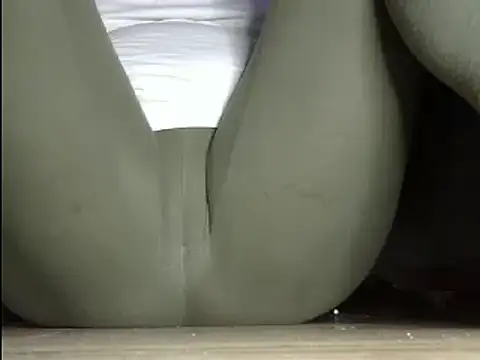 Snapshot of Squirtlady38 chatting on February 2025 05:20:02 PM Squirtlady38 online show from February 2025 05:20:02 PM