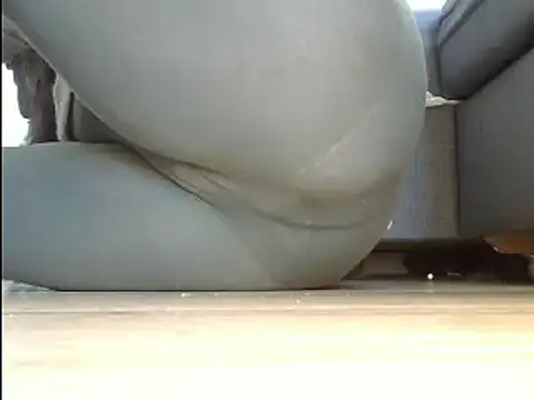 Snapshot of Squirtlady38 chatting on March 2025 01:31:02 PM Squirtlady38 online show from March 2025 01:31:02 PM