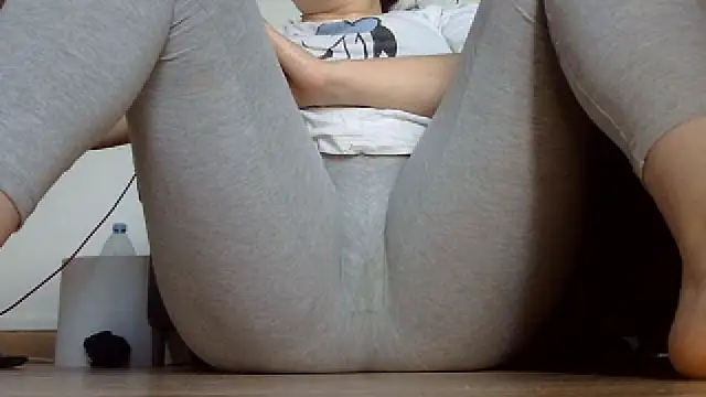 Snapshot of Squirtlady38 chatting on September 2025 06:24:02 AM Squirtlady38 online show from September 2025 06:24:02 AM