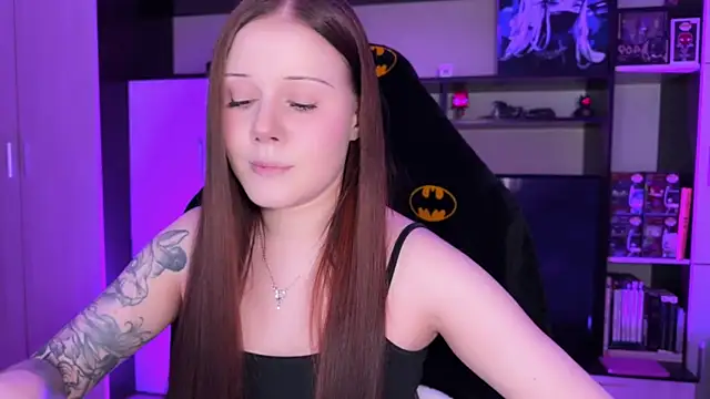 Snapshot of jasminevine chatting on March 2026 06:41:03 AM jasminevine online show from March 2026 06:41:03 AM