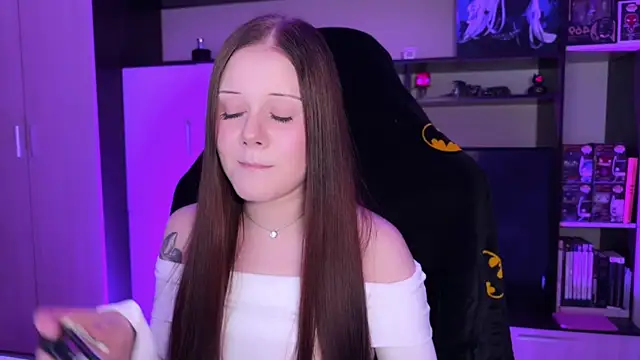 Snapshot of jasminevine chatting on March 2026 08:47:02 AM jasminevine online show from March 2026 08:47:02 AM