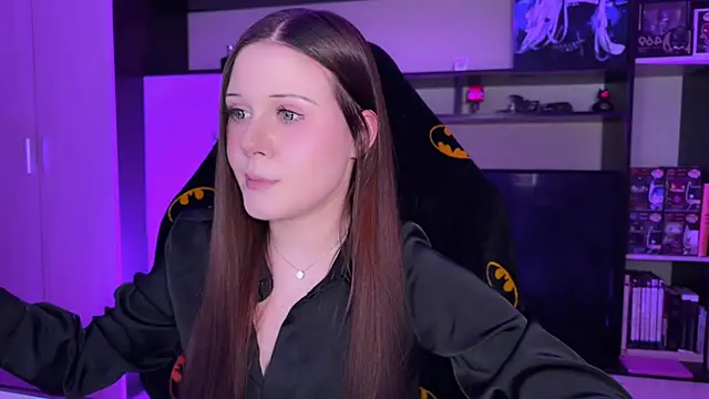 Snapshot of jasminevine chatting on April 2026 09:12:02 PM jasminevine online show from April 2026 09:12:02 PM