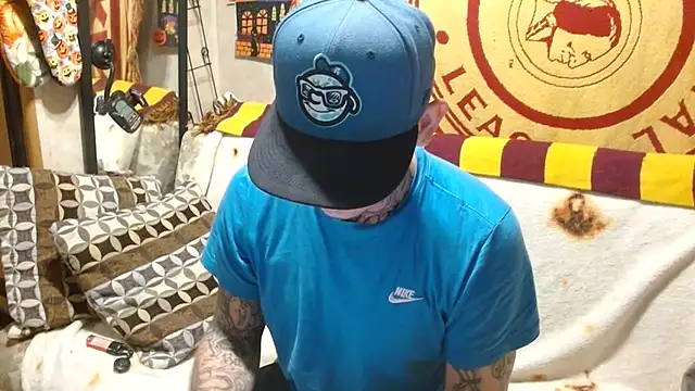 DADDY KANE8--- online show from February 2025 07:13:01 AM