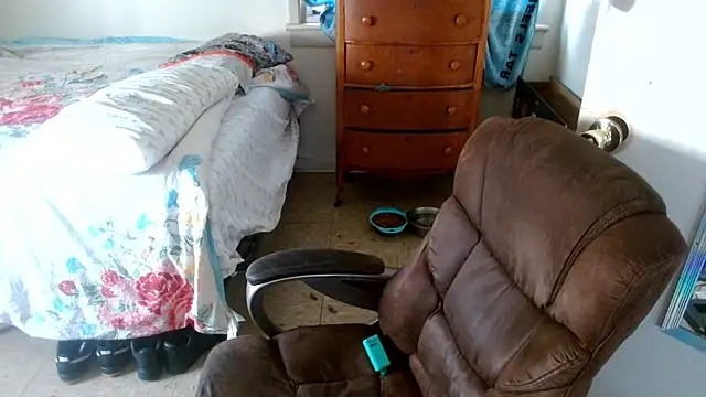 DADDY KANE8--- online show from March 2026 03:50:01 PM