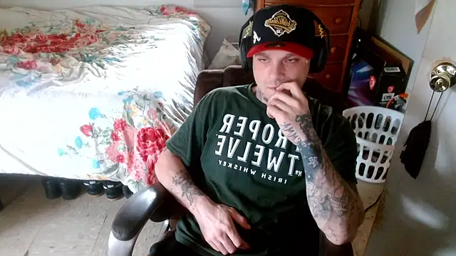 DADDY KANE8--- online show from April 2026 09:01:02 PM