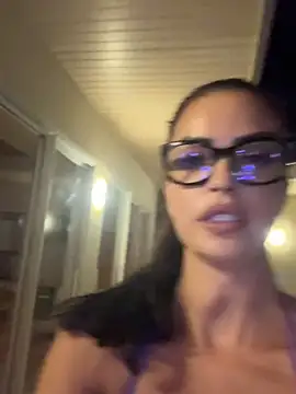 Helena Karel online show from July 2026 01:36:01 PM