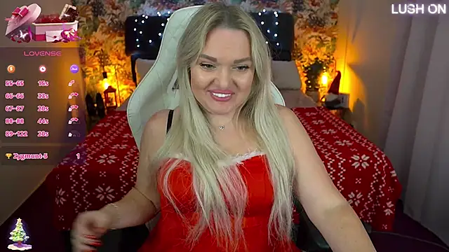 Snapshot of MissyMartinez chatting on December 2024 07:57:01 AM MissyMartinez online show from December 2024 07:57:01 AM